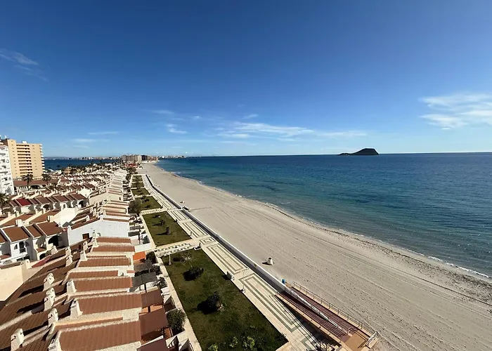 Morena Frente Al Mar Mediterraneo * 拉曼加戴尔马尔梅纳